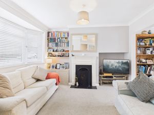 Sitting Room- click for photo gallery